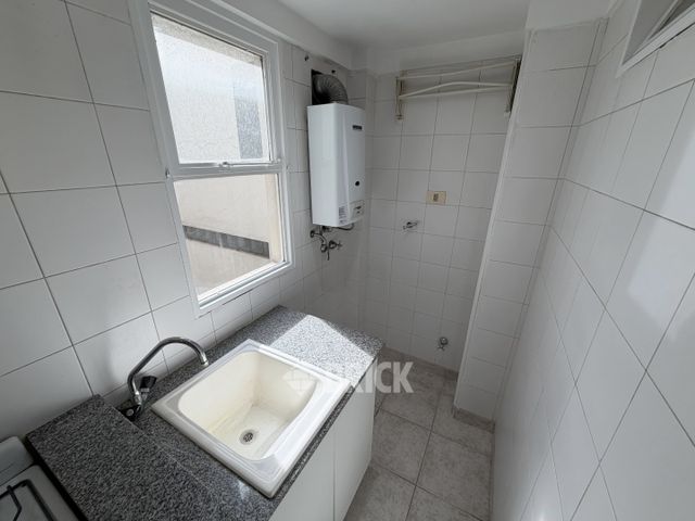 CABRERA, JOSE ANTONIO al 3500 Piso 4 22