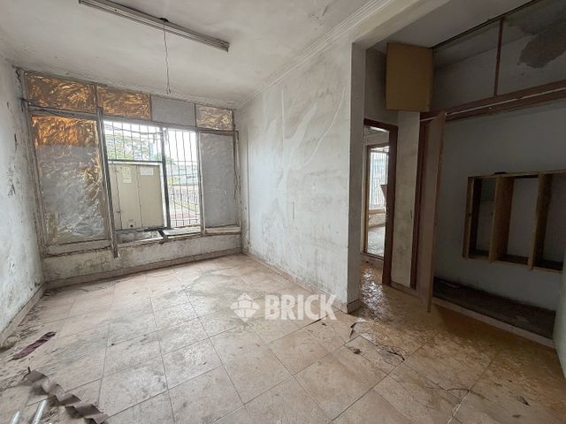 YRIGOYEN, HIPOLITO, AV. al 8200 61