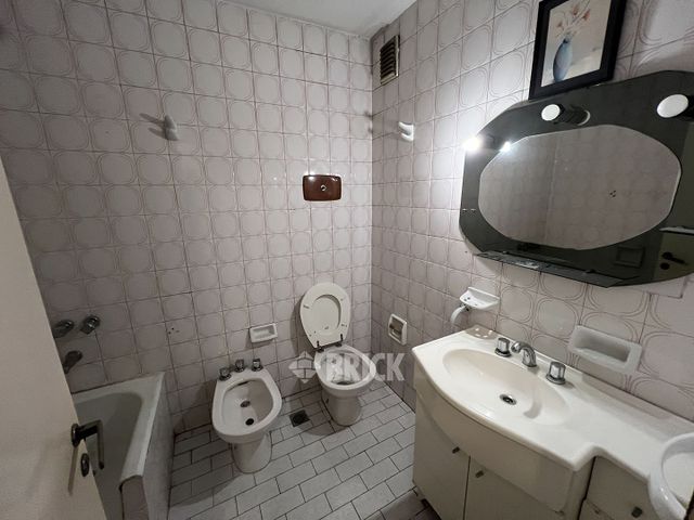 MORENO, JOSE MARIA, AV. al 700 Piso 2 15