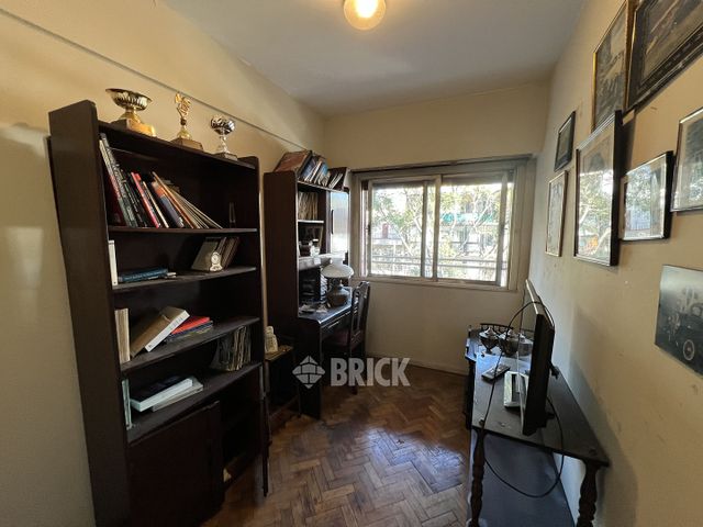 MORENO, JOSE MARIA, AV. al 700 Piso 2 10