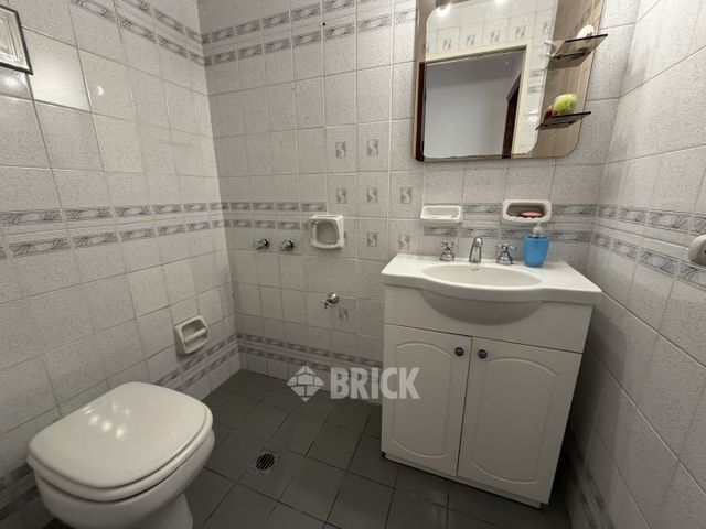 MERCADER, EMIR al 4300 Piso PB 6