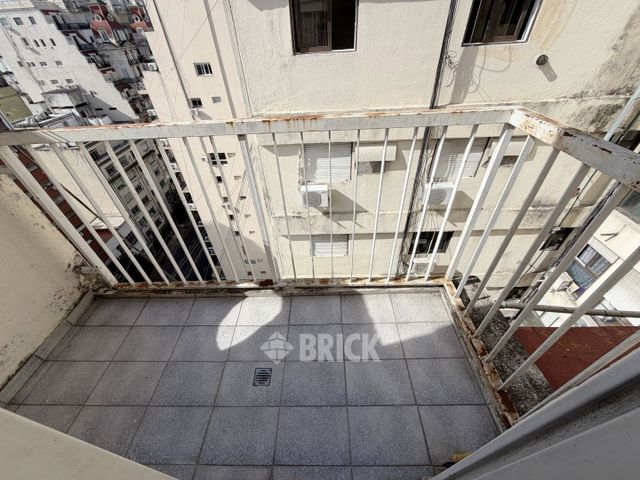 SUIPACHA al 700 Piso 14 10