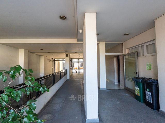 ALVAREZ, DONATO, T. GRAL. al 200 Piso 7 24