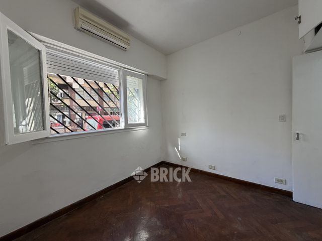 SOLIS al 800 Piso PB 10