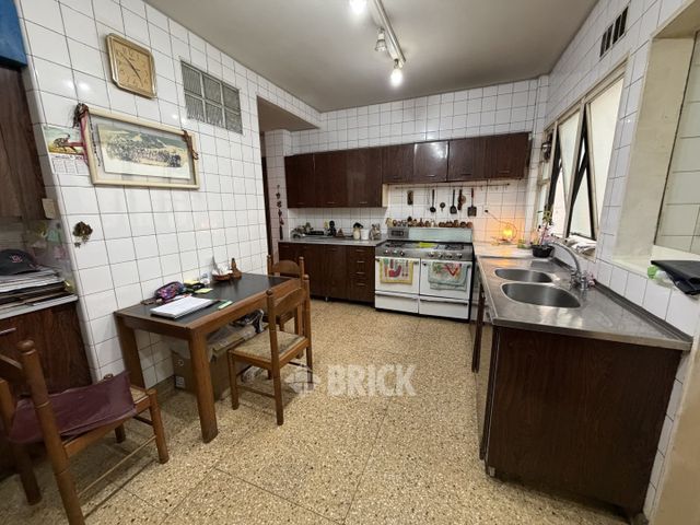 PUEYRREDON, AV. al 600 Piso 11 23