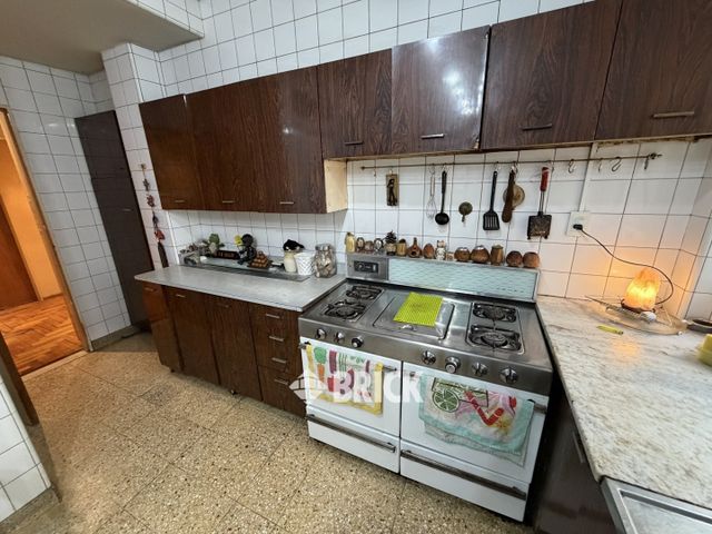 PUEYRREDON, AV. al 600 Piso 11 25