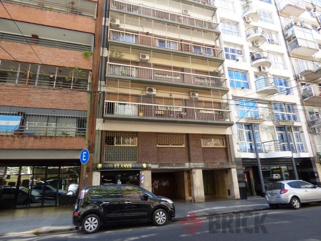 PARAGUAY al 3500 Piso 8 30