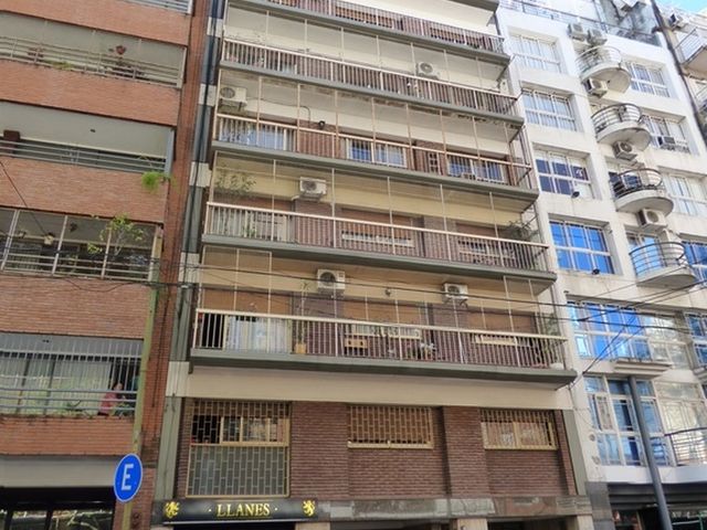 PARAGUAY al 3500 Piso 8 31