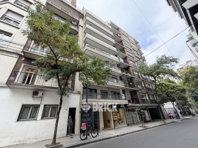 AZCUENAGA al 1100 Piso 9 25