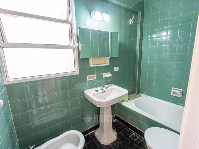 GUEMES al 4800 Piso 5 12