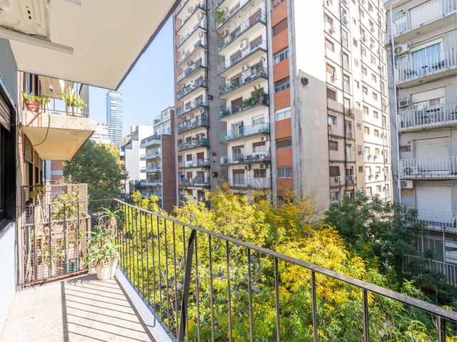 GUEMES al 4800 Piso 5 5