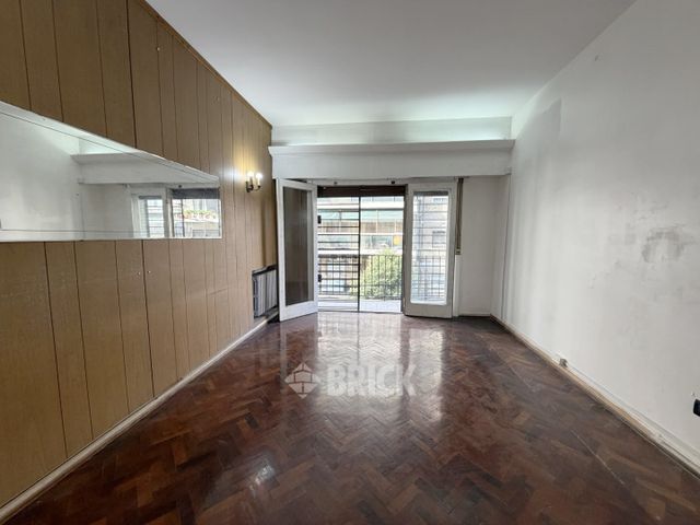 PASTEUR al 700 Piso 2 4