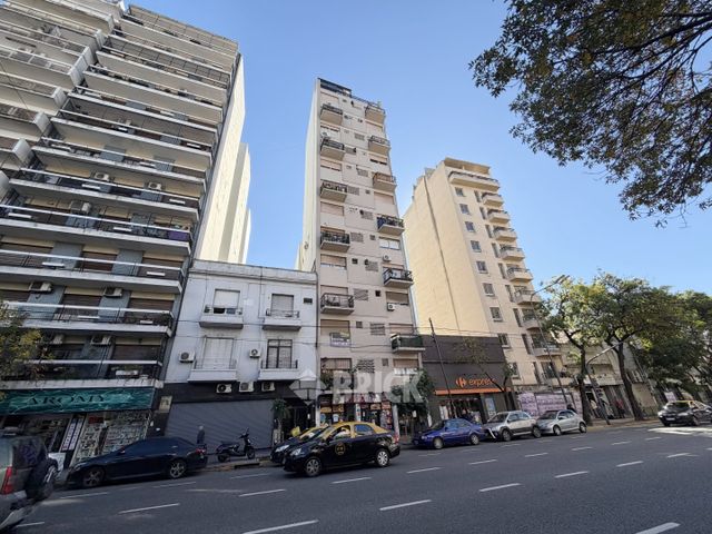 INDEPENDENCIA, AV. al 1800 Piso 12 27