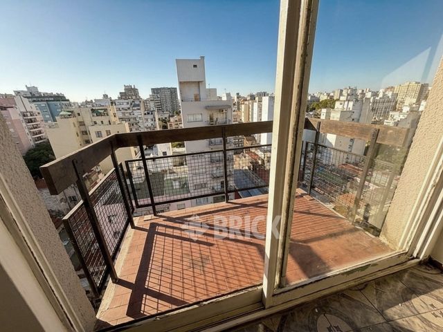 INDEPENDENCIA, AV. al 1800 Piso 12 5