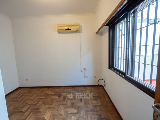 TERRERO al 700 Piso PB 11