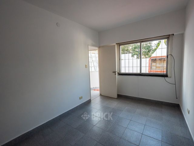TERRERO al 700 Piso PB 40
