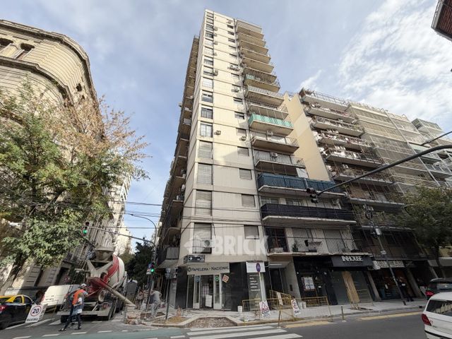 ALVEAR, MARCELO T. DE al 1900 Piso 11 24