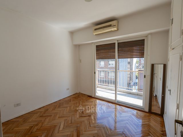 DARREGUEYRA al 2300 Piso 5 11
