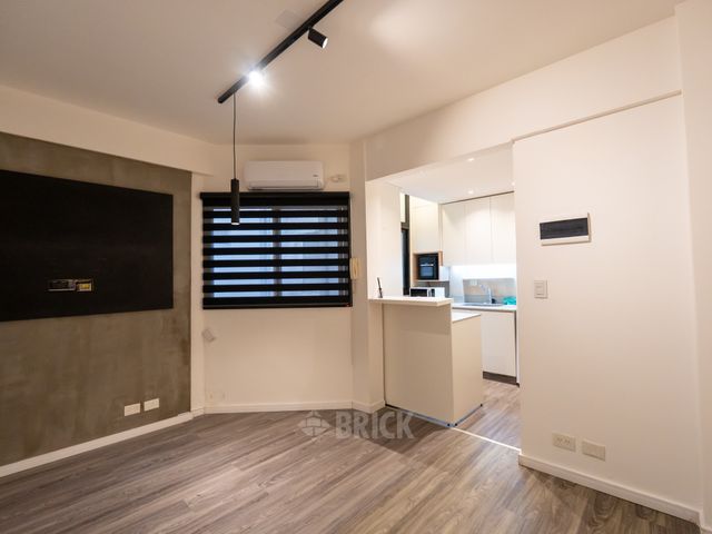 ALVEAR, MARCELO T. DE al 2100 Piso 8 1