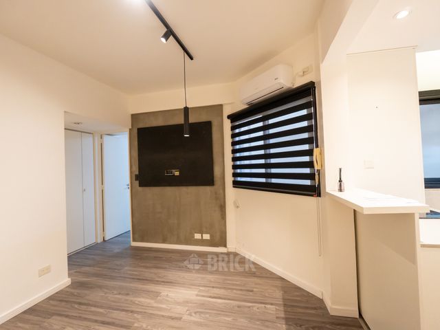 ALVEAR, MARCELO T. DE al 2100 Piso 8 4