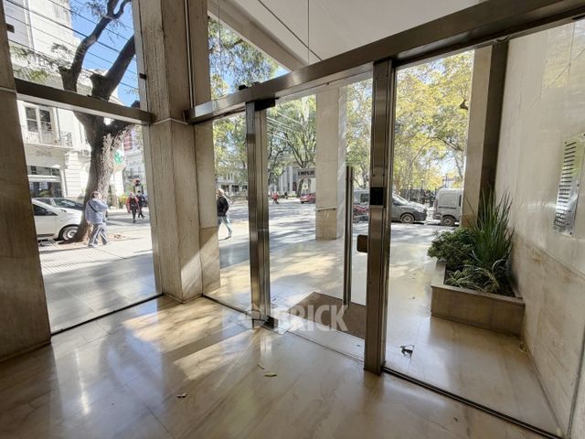 ECHEVERRIA al 2200 Piso 13 58