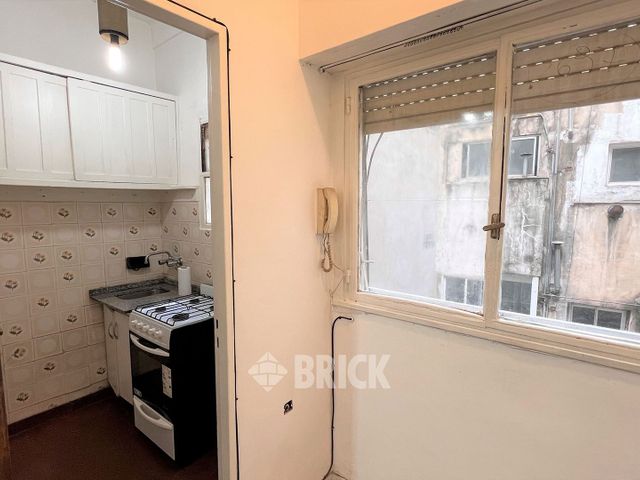 URIARTE al 2400 Piso 4 4