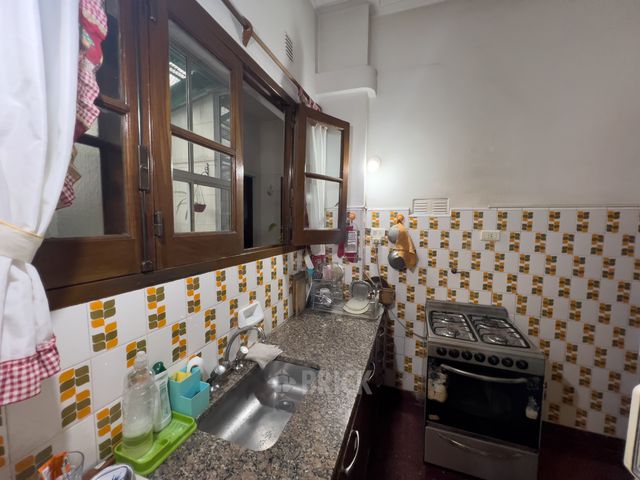 ALBERDI, JUAN B., AV. al 2800 Piso PB 19