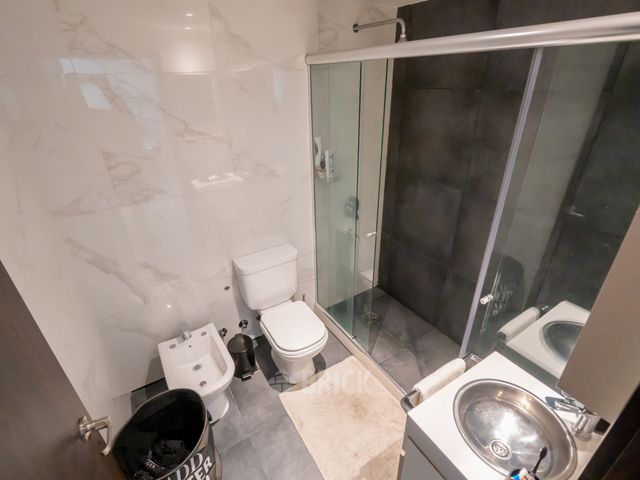 SAN MARTIN, AV. al 5600 Piso 4 11