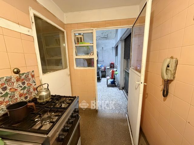 URIBURU, JOSE EVARISTO al 400 Piso 1 16