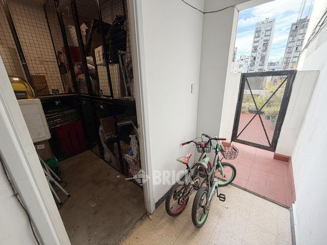 GOMEZ, VALENTIN al 3100 Piso 2 20