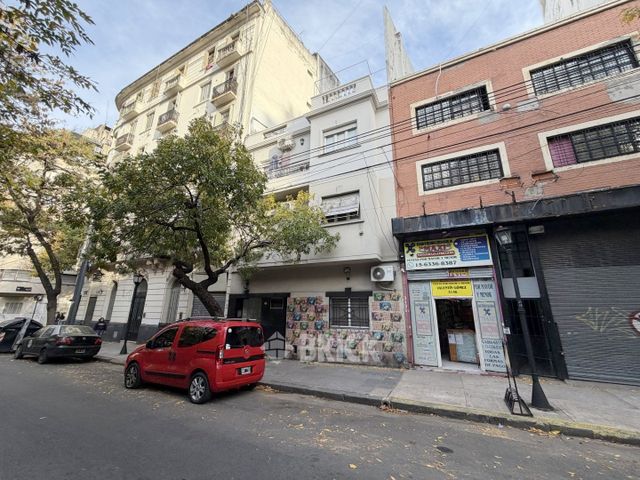 GOMEZ, VALENTIN al 3100 Piso 2 26