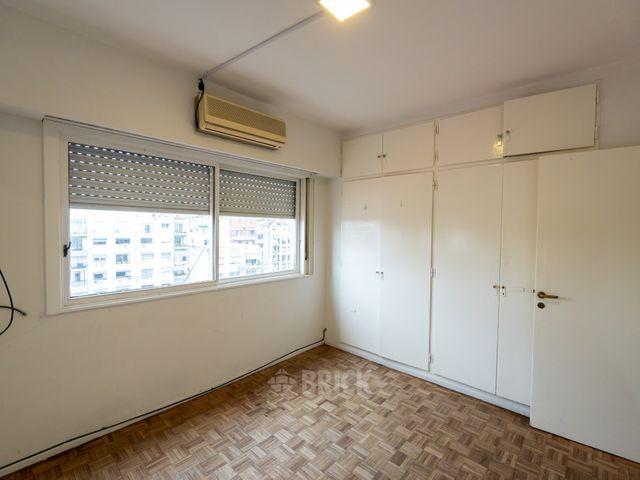 PELLEGRINI, CARLOS al 1200 Piso 12 8