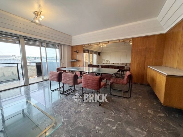MONTES DE OCA, AV. al 1100 Piso 5 4