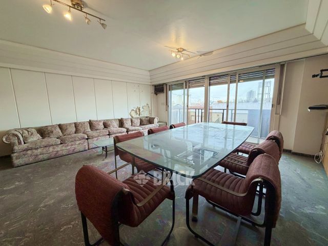 MONTES DE OCA, AV. al 1100 Piso 5 5