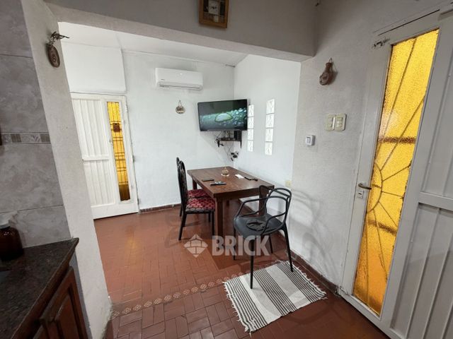 RUCCI, JOSE IGNACIO al 2400 Piso 1 10