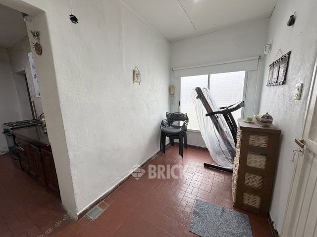 RUCCI, JOSE IGNACIO al 2400 Piso 1 12