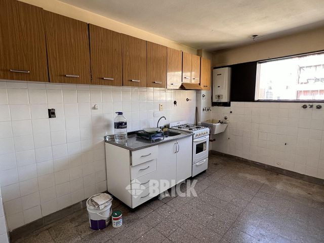 PUEYRREDON, AV. al 900 Piso 9 21