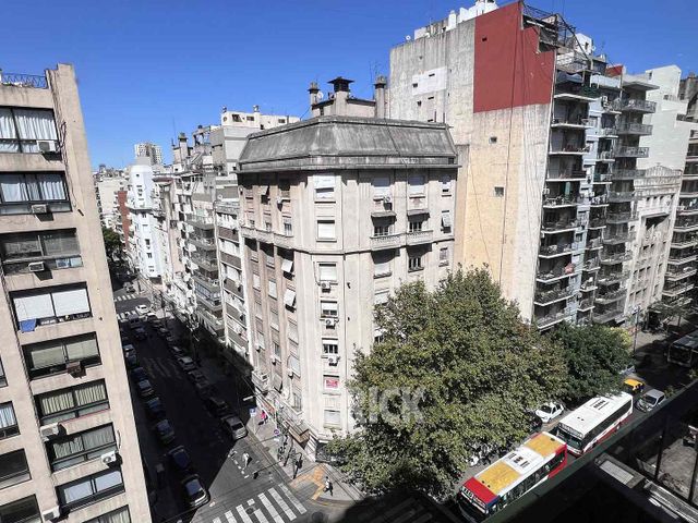 PUEYRREDON, AV. al 900 Piso 9 6
