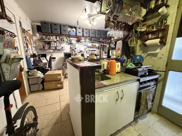 SEGUI, JUAN F. al 3500 Piso 8 11