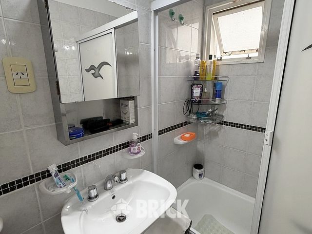 DEAN FUNES al 1100 Piso 12 24