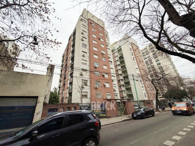 DEAN FUNES al 1100 Piso 12 36