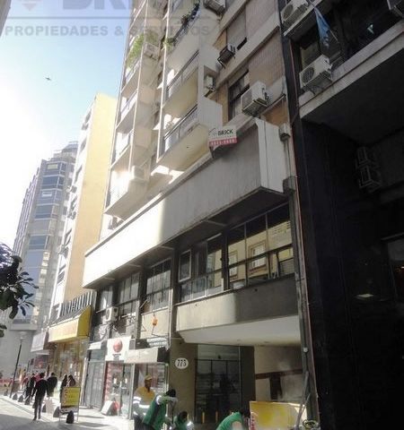 SUIPACHA al 700 Piso 5 10