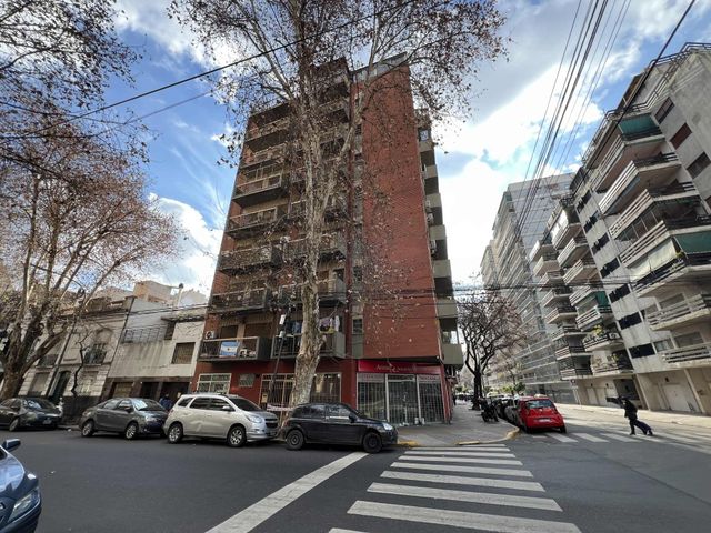 FALCON, RAMON L., CNEL. al 1800 Piso 2 13