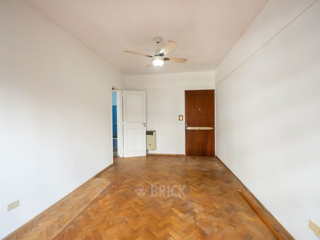 FALCON, RAMON L., CNEL. al 1800 Piso 2 3