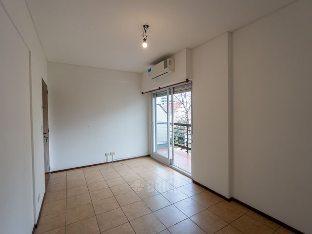 MORELOS al 600 Piso 3 4