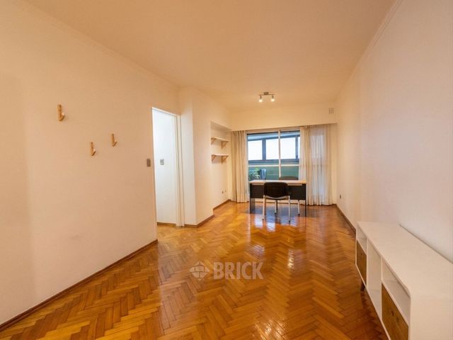 ARENALES al 3800 Piso 1 1