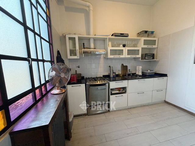 PUEYRREDON, AV. al 600 Piso 1 48
