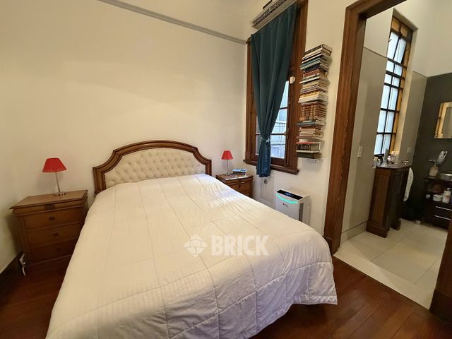 PUEYRREDON, AV. al 600 Piso 1 52
