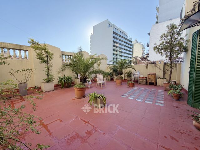 PUEYRREDON, AV. al 600 Piso 1 58