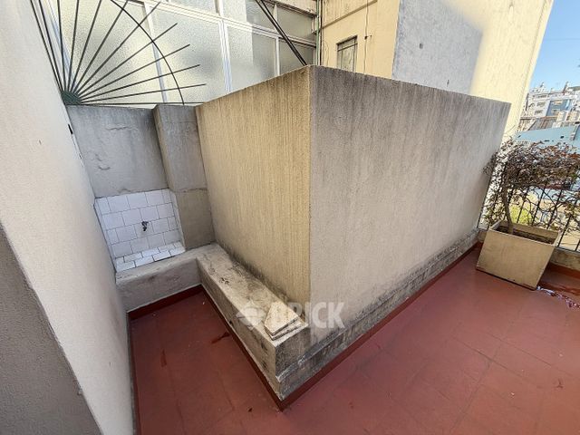 PUEYRREDON, AV. al 600 Piso 1 66